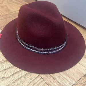 *Vince Camuto Wool Hat!*